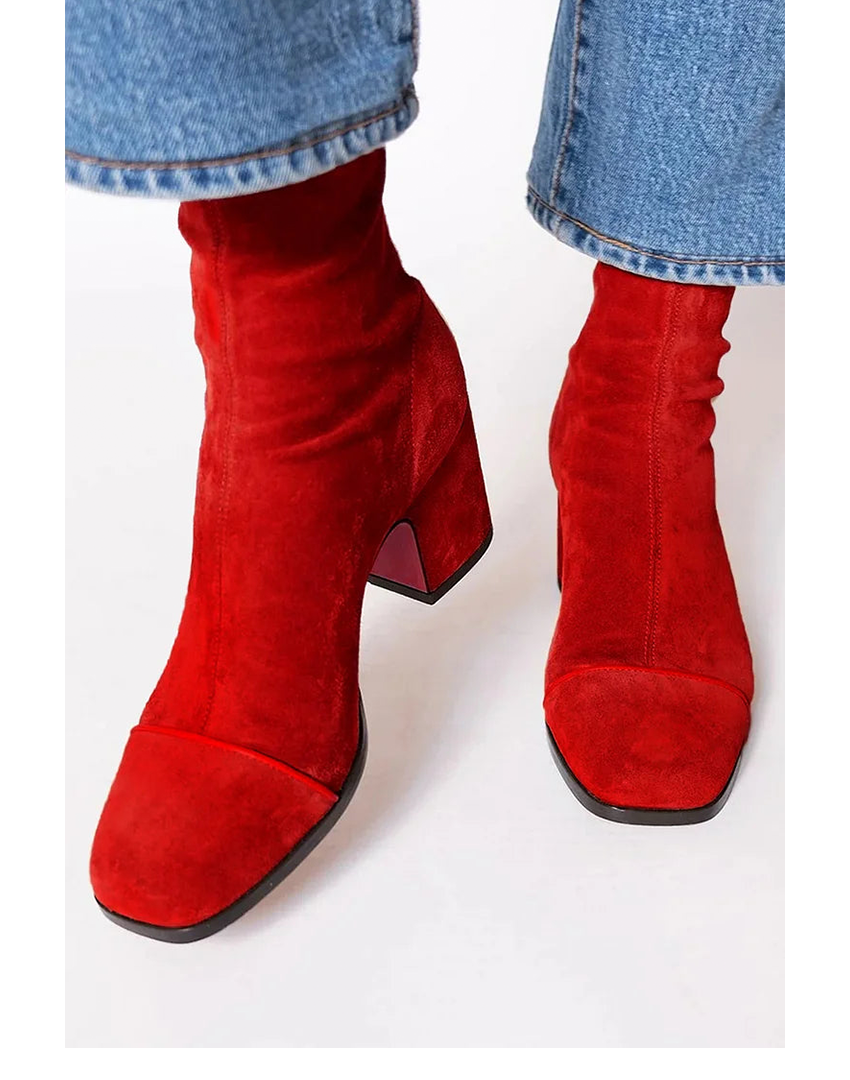 Rouge / 11 US | 42 EU