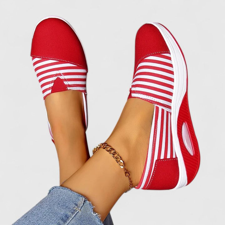 Rouge / 11 US | 42 EU