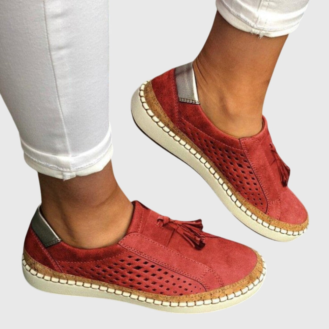 Rouge / 12 US (43 EU)