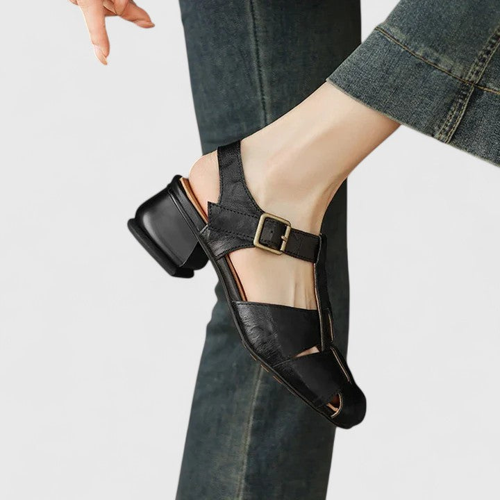 Noir / 10 US | 41 EU