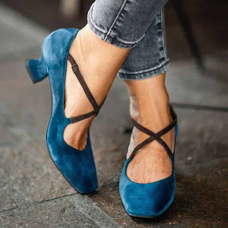 Blue / 11